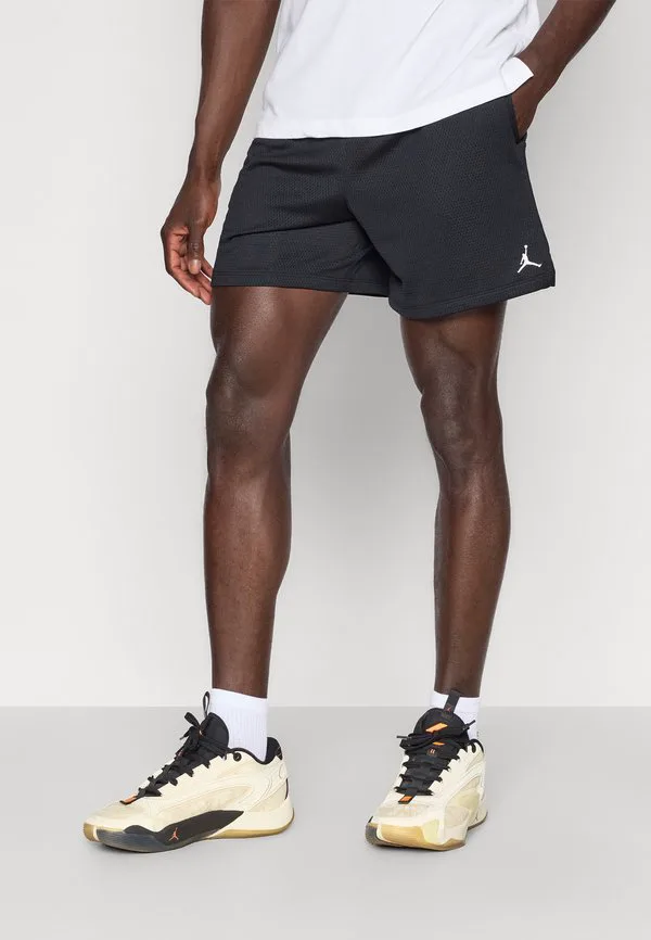 Спортивные шорты, необходимые для занятий спортом. Jordan, Black