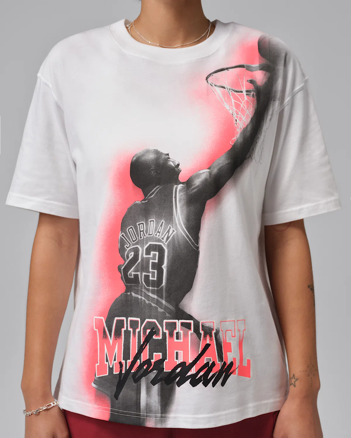 Женская футболка Dri-FIT с принтом Jordan Sport Heritage, White/Infrared 23 — фото 4