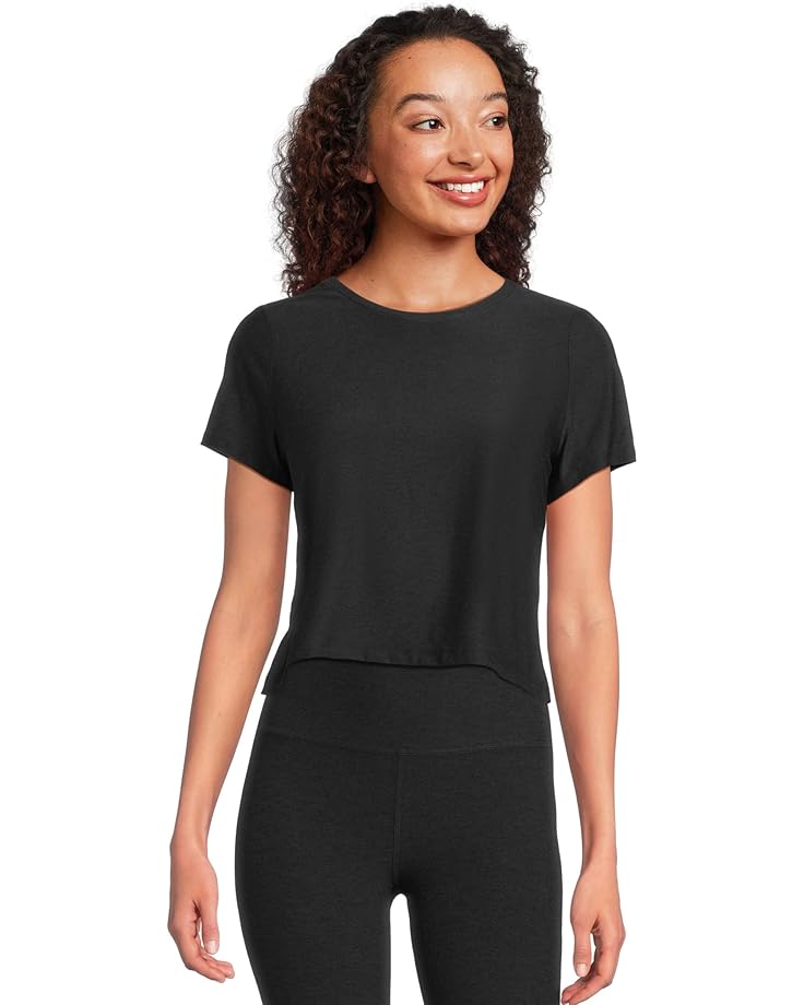 

Футболка Beyond Yoga Featherweight Supreme Cropped Tee, цвет Darkest Night