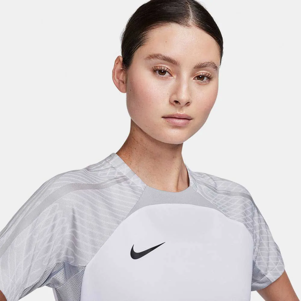 Футболка Nike Dri-Fit Strike23, белый — фото 3