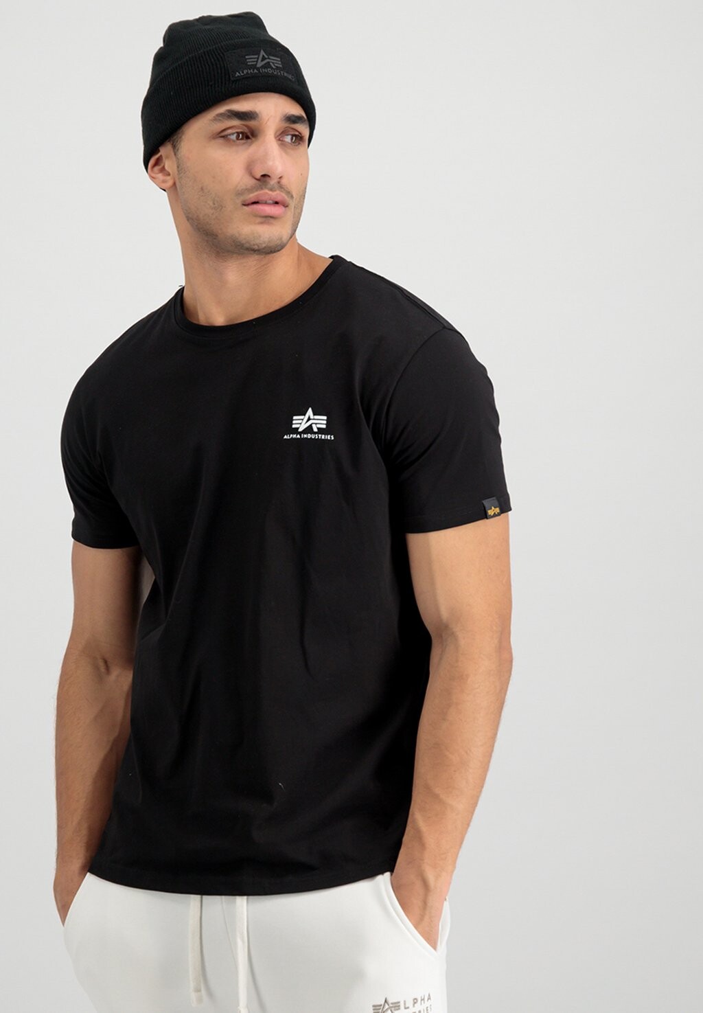 

Шапка VLC Alpha Industries, черный