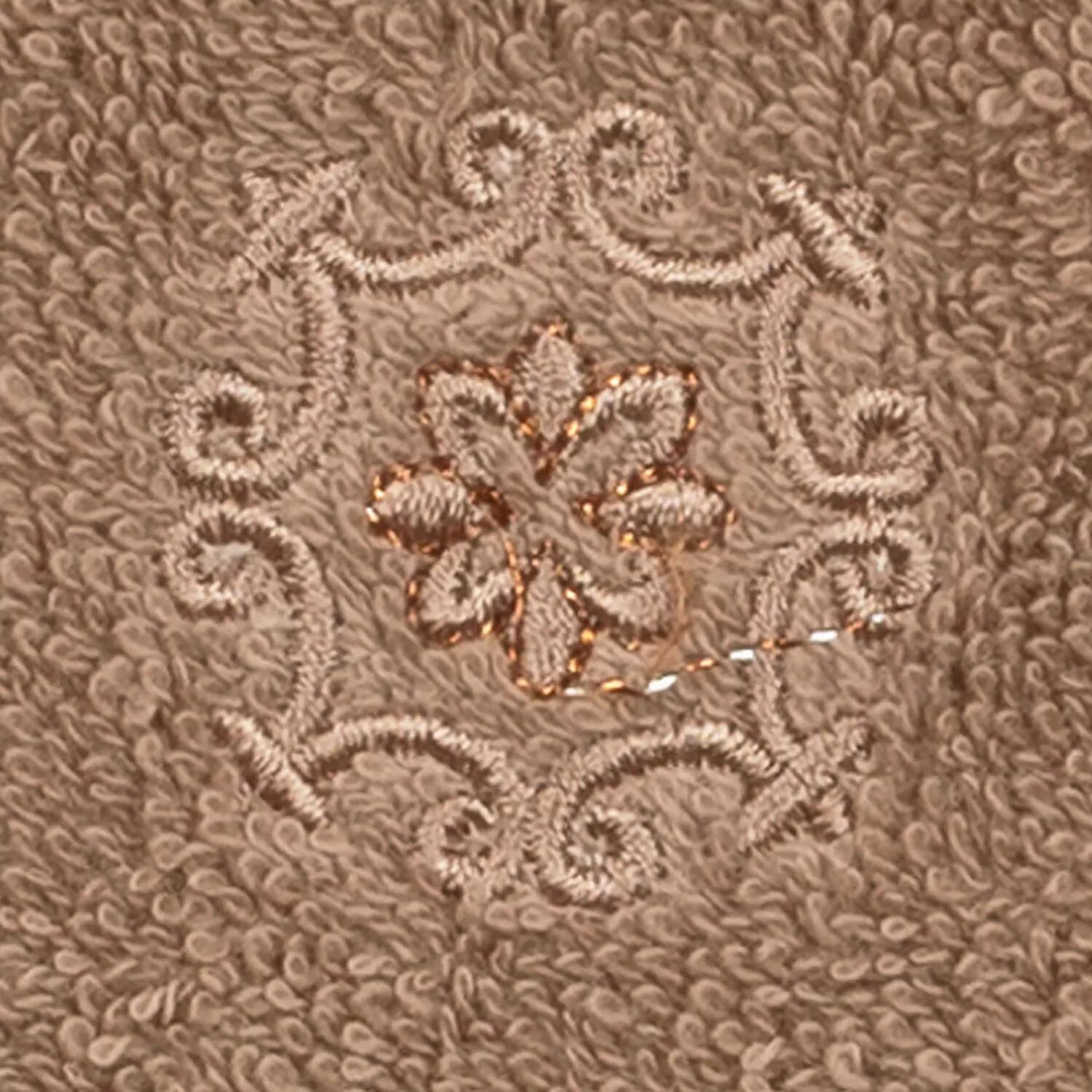 

Linum Home Textiles Набор из 2 украшенных мочалок Alyssa из турецкого хлопка, бежевый