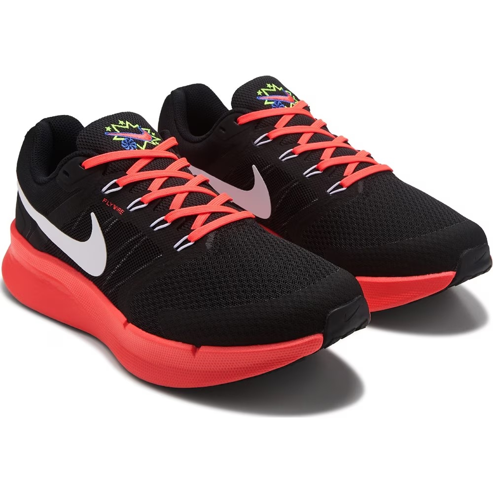 

Кроссовки для бега Nike Run Swift 3, black/white/red