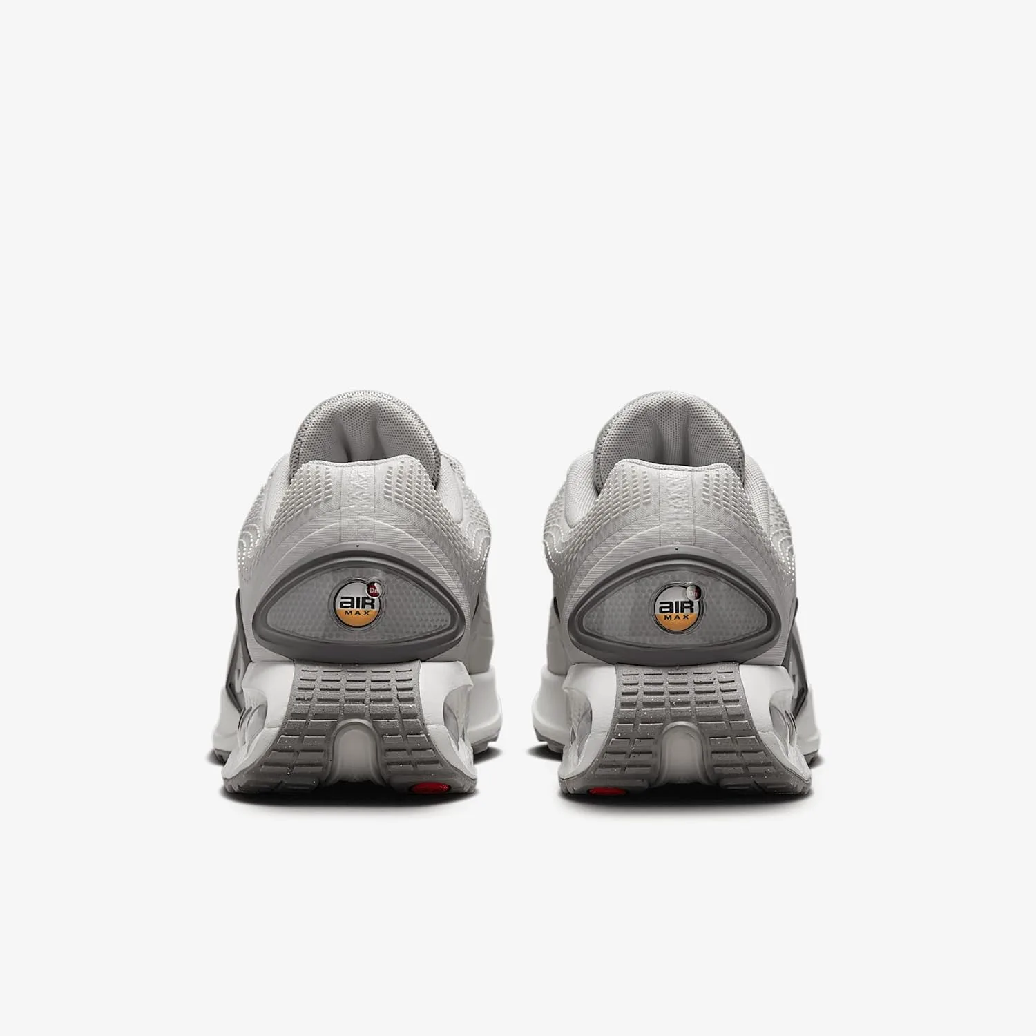 Кроссовки Nike Air Max Dn (DV3337-009, светло-стальнуюрь/светло-бежевый/плоский металлик/черный) — фото 4