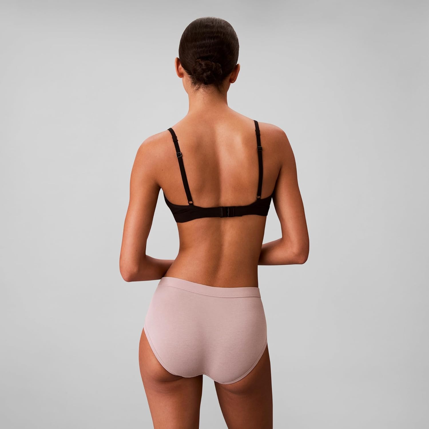 Женские трусики-слипы Calvin Klein Comfort Logo из хлопка и эластичного материала, упаковка 3 шт., Black/Fresh Taupe/Fall Berry — фото 3