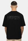 

Футболка с принтом Dropsize, черный