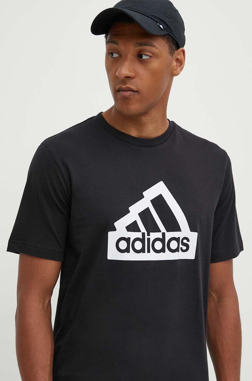 

Хлопковая футболка adidas Essentials, черный
