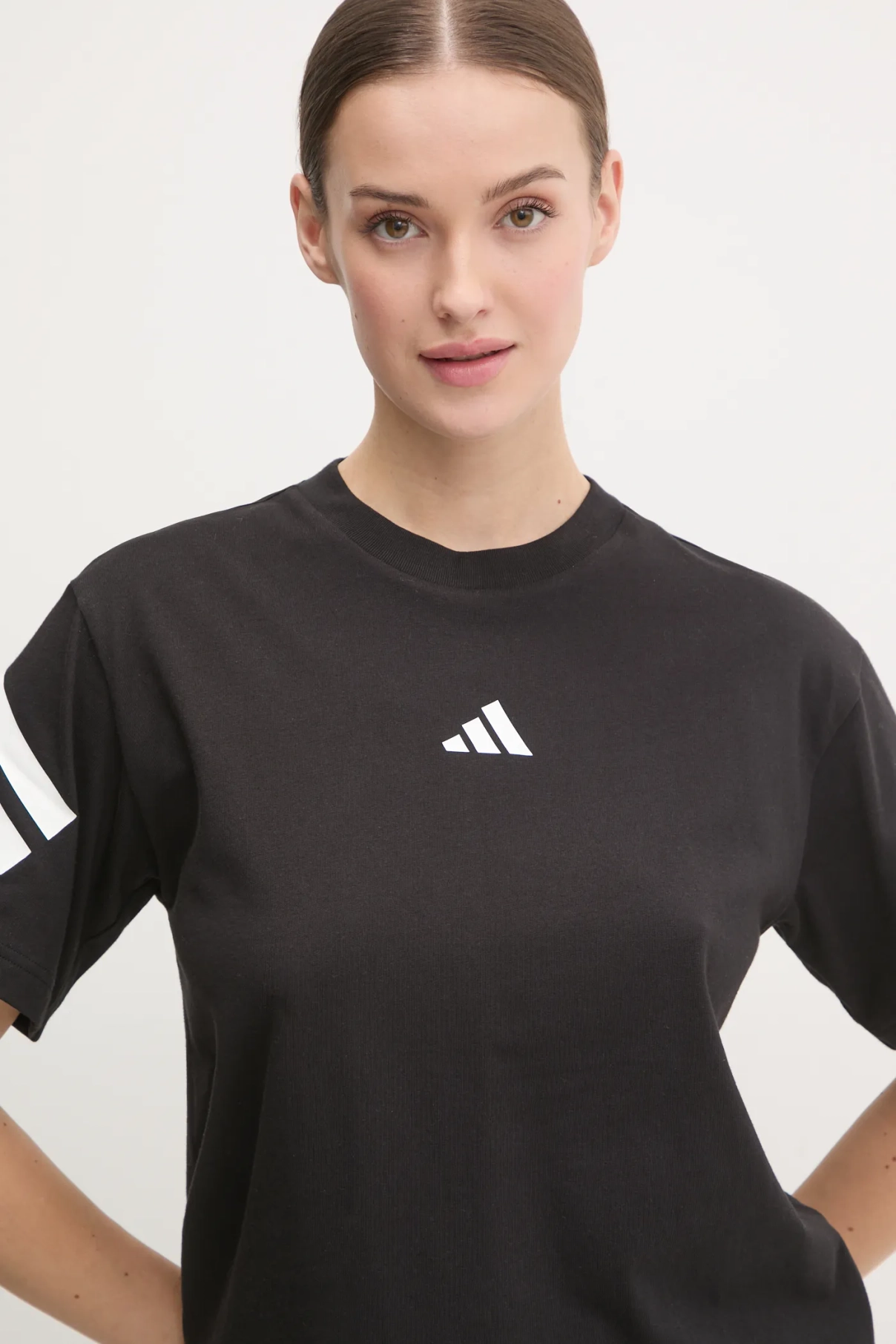 

Хлопковая футболка Future Icons adidas, черный
