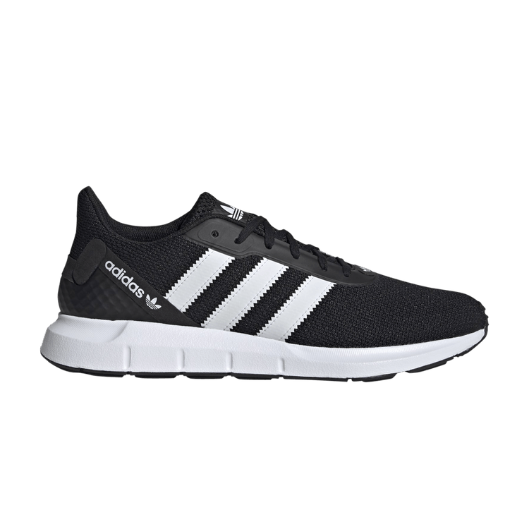 

Кроссовки adidas Swift Run RF 'Black', черный
