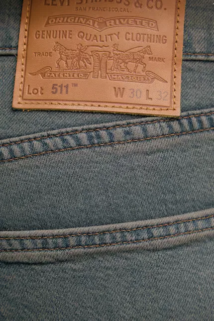 Джинсы 511 Levi's, серый — фото 4