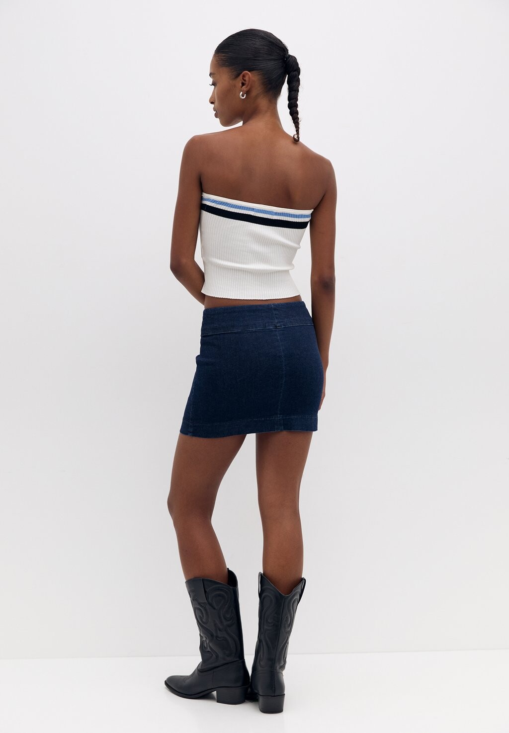 

Топ STRIPED BANDEAU NECKLINE PULL&BEAR, бежевый