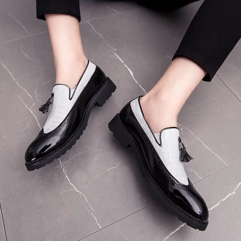 Мужские оксфорды HuitJours многокрасочные броги Wing Tip с шнуровкой, пэчворк, двухцветные, с перфорацией и круглым носком, белый — фото 2