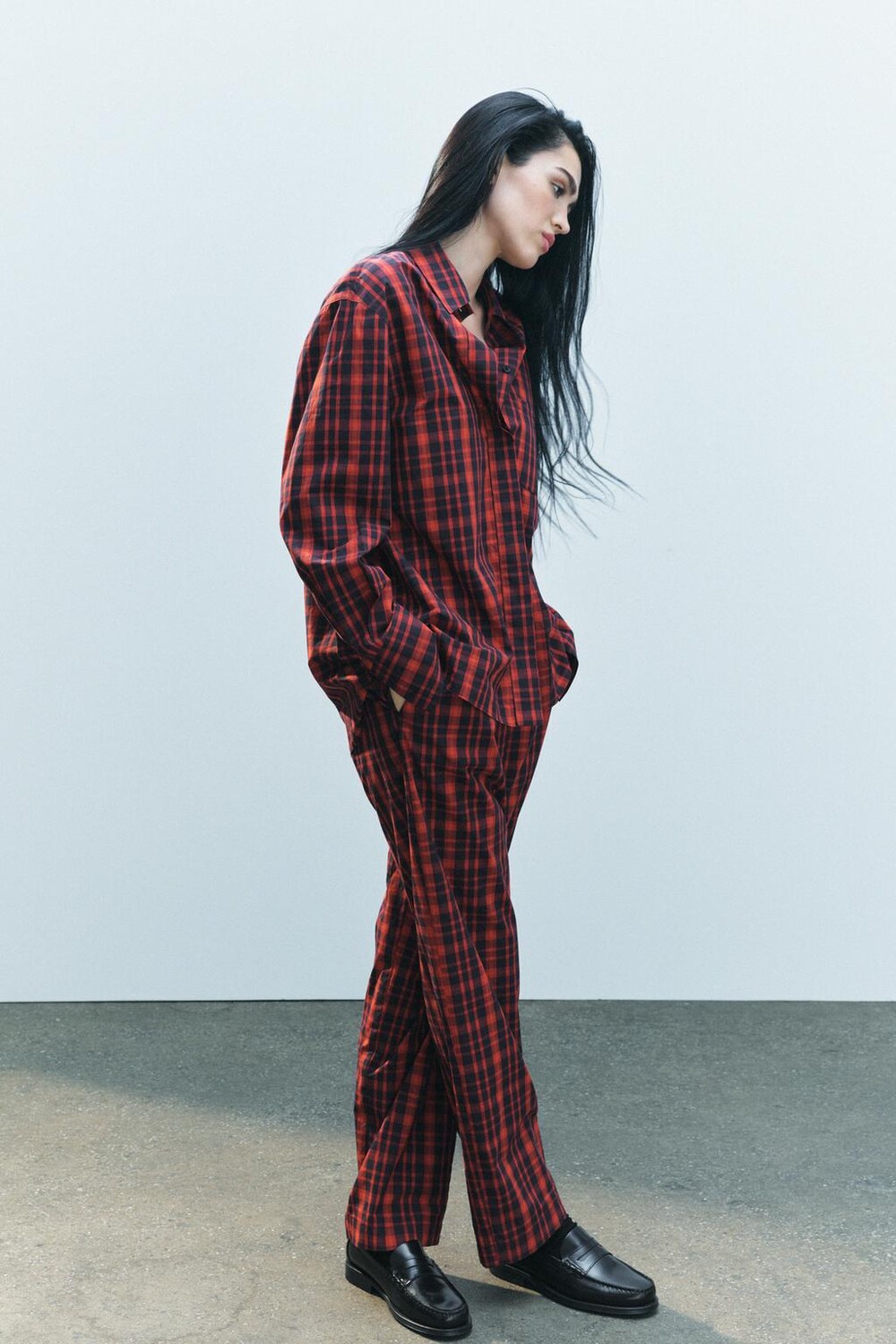

Клетчатая пижамная рубашка ZARA, красный