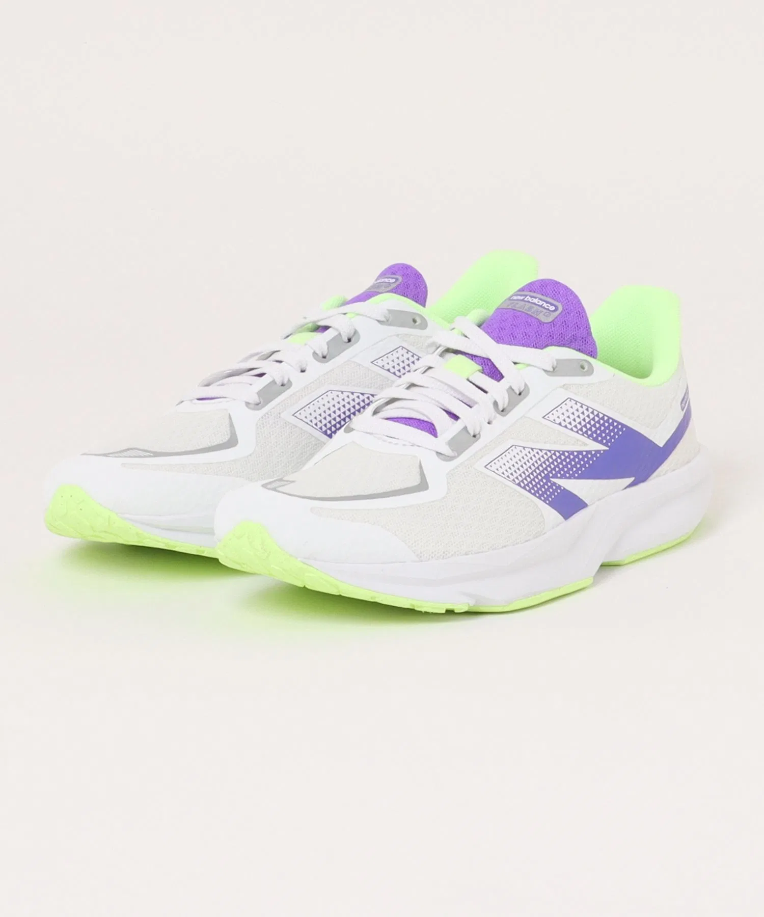 Детские кроссовки New Balance FLASH V7 для бега белые с фиолетовым