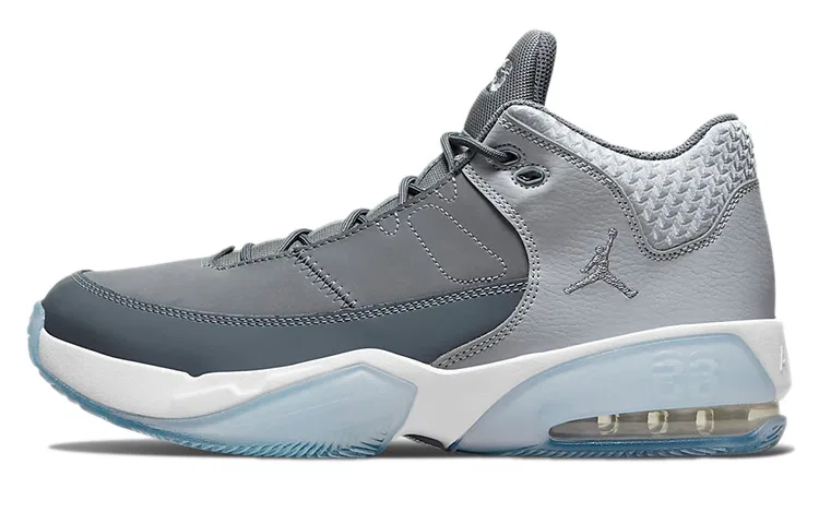 Кроссовки баскетбольные Jordan Max Aura 3 Wolf Grey