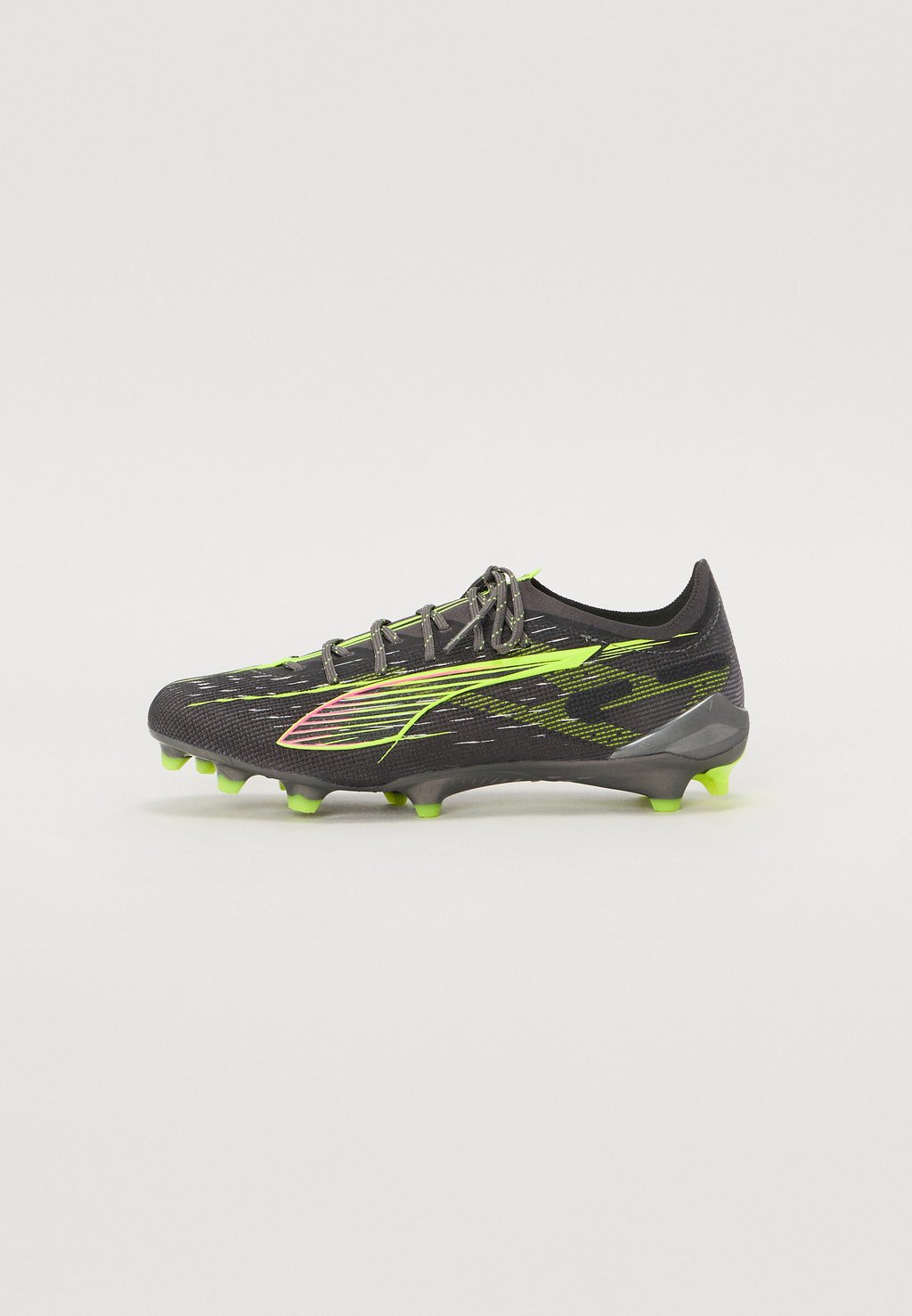 

Футбольные бутсы ULTRA 5 ULTIMATE Puma, антрацит