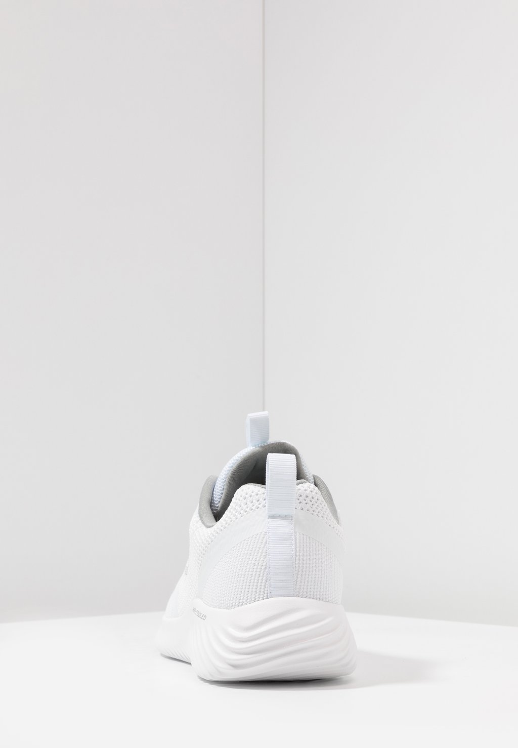 

Кроссовки BOUNDER Skechers Sport, белый