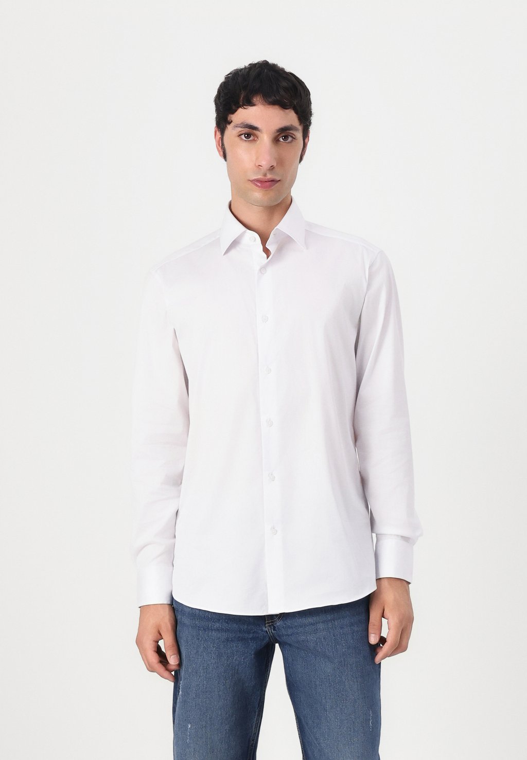 

Рубашка SHIRT MODERN FIT KARL LAGERFELD, белый