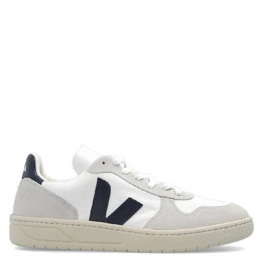 

Белые кроссовки Veja Nautico V-10 B-Mesh, white/nautico