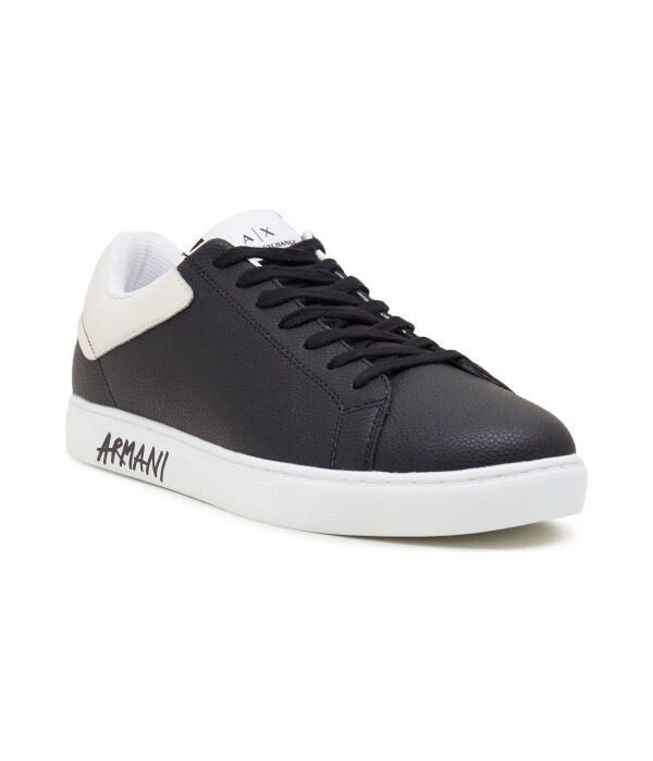 

Кроссовки Armani Exchange, черный