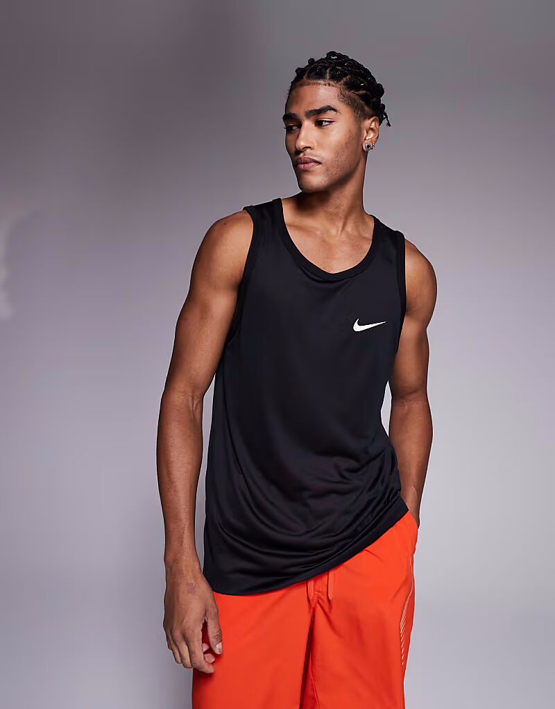 

Nike Training - Legend Dri-FIT - Майка черного цвета