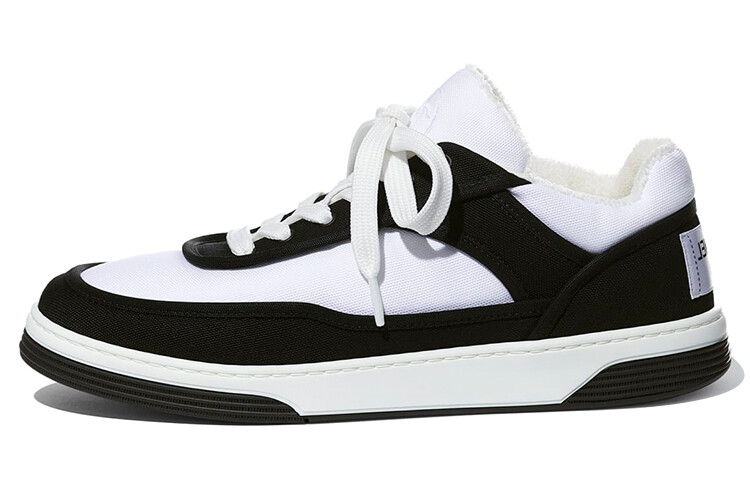 Кроссовки Chanel Skateboarding Women, белый/черный