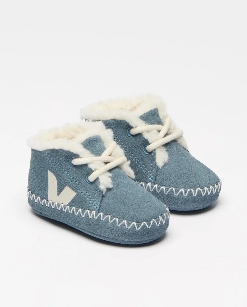 Детские кроссовки для мальчика модель Winter Light ZZ из замши Veja, голубой — фото 3