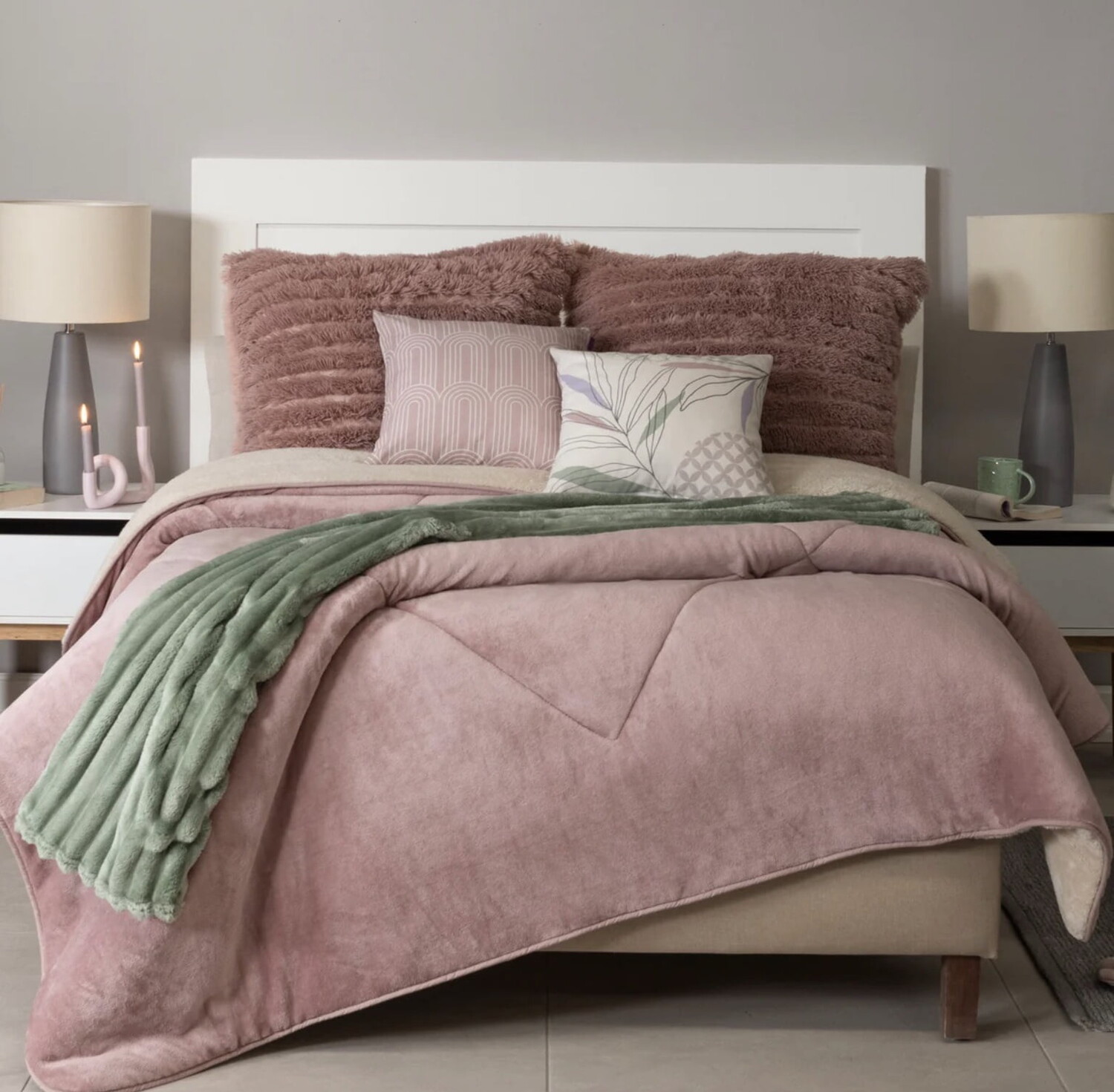 

Одеяло Vianney Lila Queen Size Vianey, лиловый