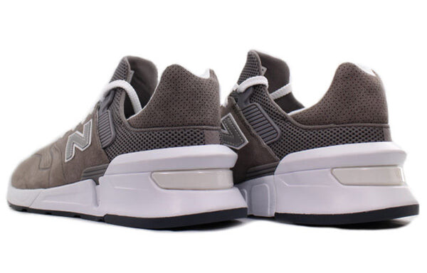 Кроссовки 997s x comme des garcons homme New Balance, коричневый — фото 4
