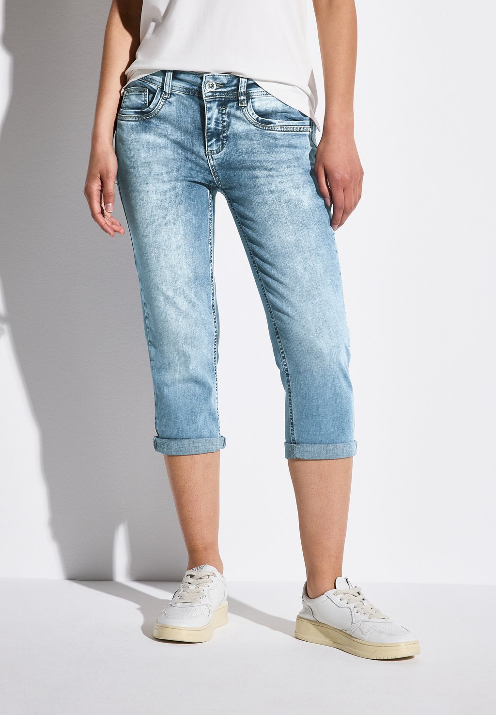 

Джинсовые шорты 3/4 MIT GLITZER-DETAIL Street One, синий