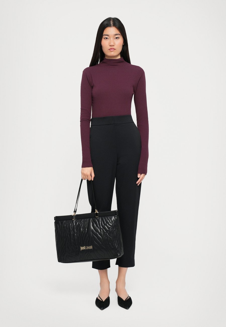 

Сумка Just Cavalli Handbag, Black