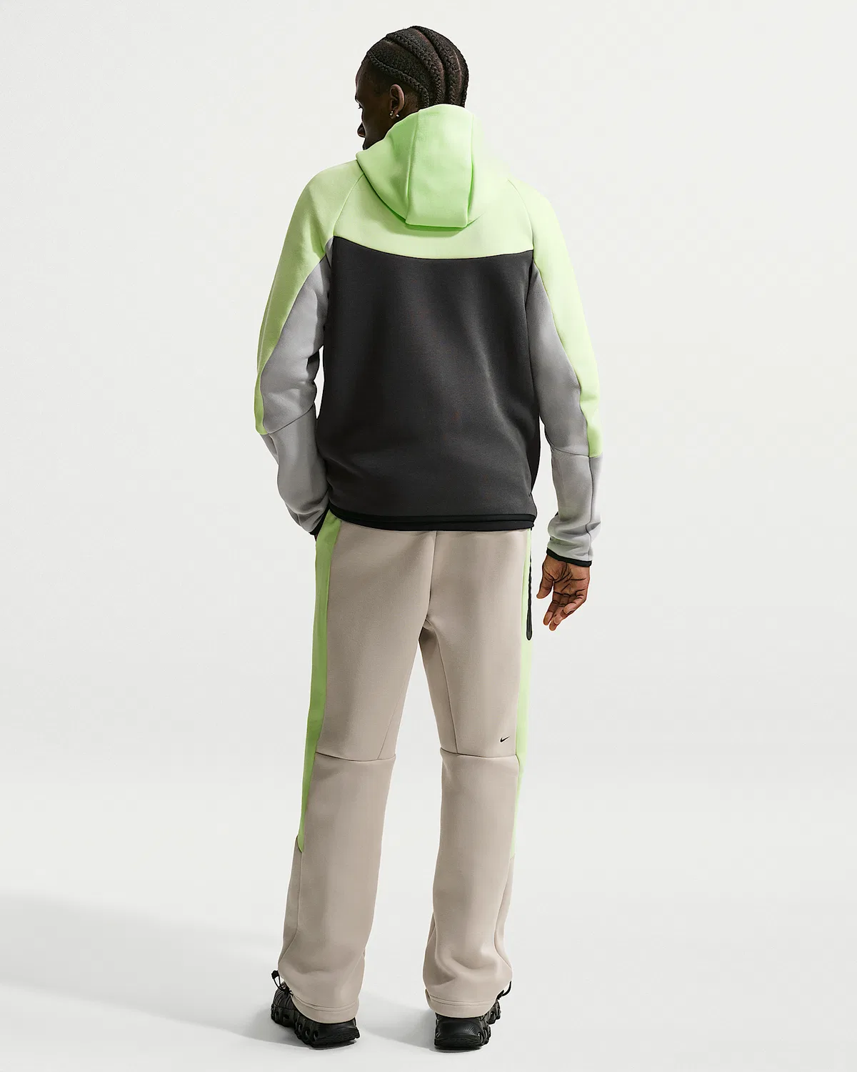 Мужские флисовые штаны Nike Tech с цветовой блокировкой и открытым низом, Cream II/Light Liquid Lime/Black — фото 4