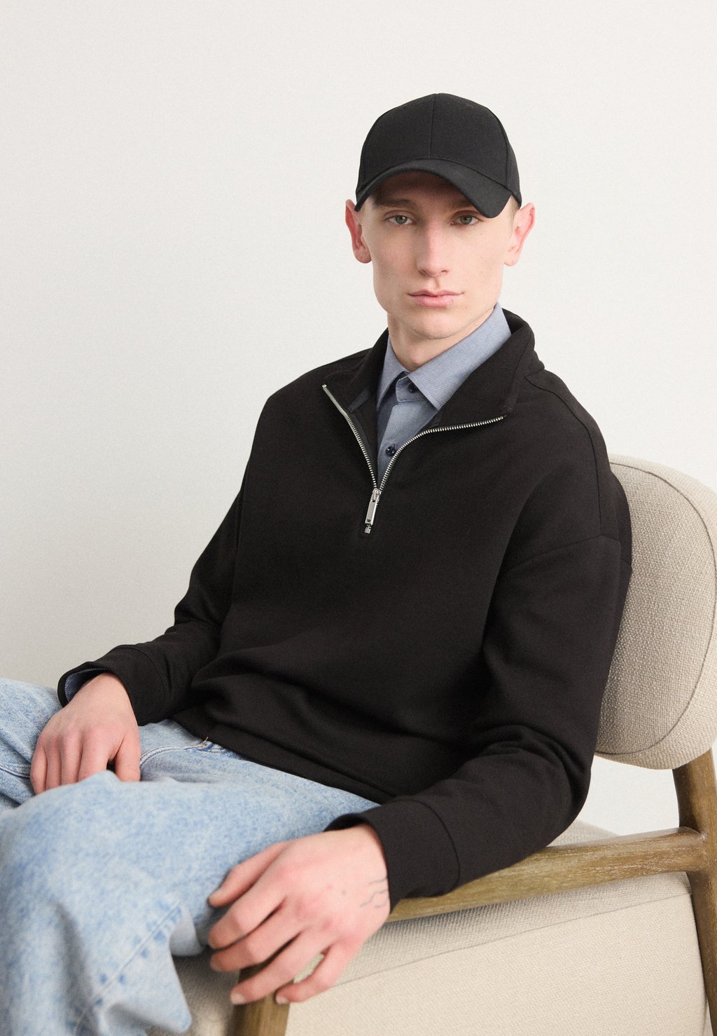 

Толстовка Q ZIP Calvin Klein, черный