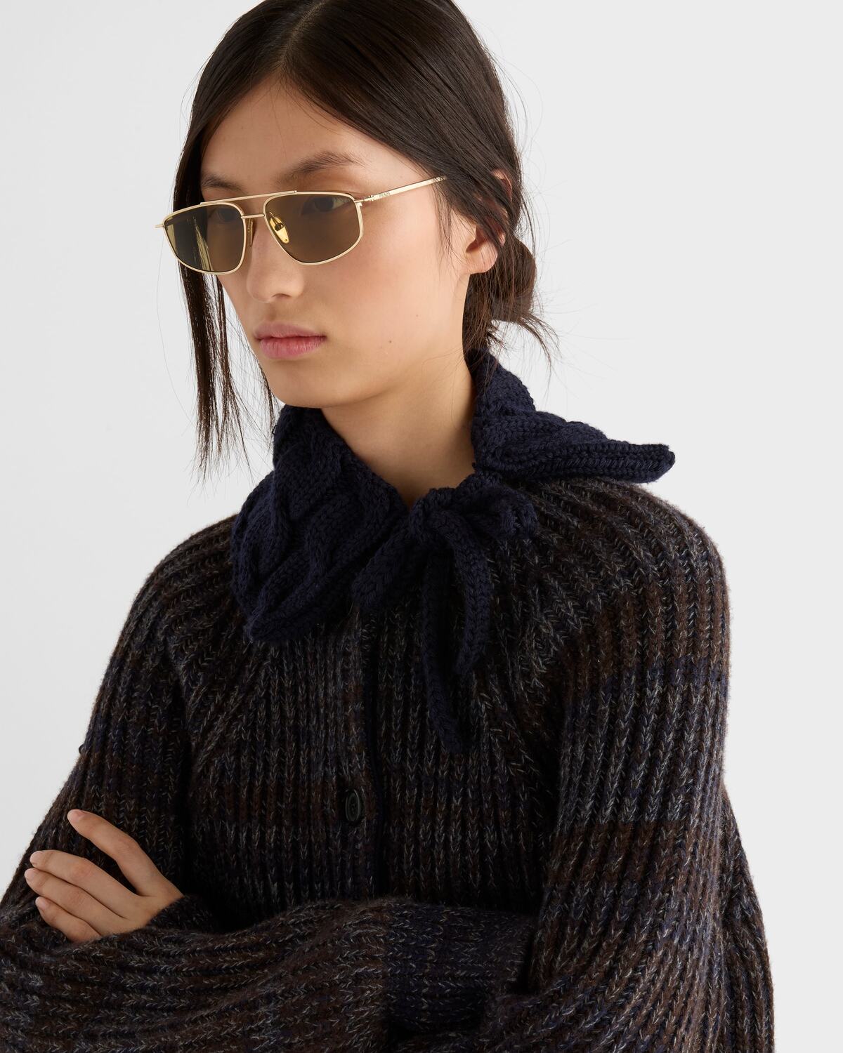 Солнцезащитные очки из коллекции Prada Eyewear Prada, оливково-зеленые линзы — фото 2