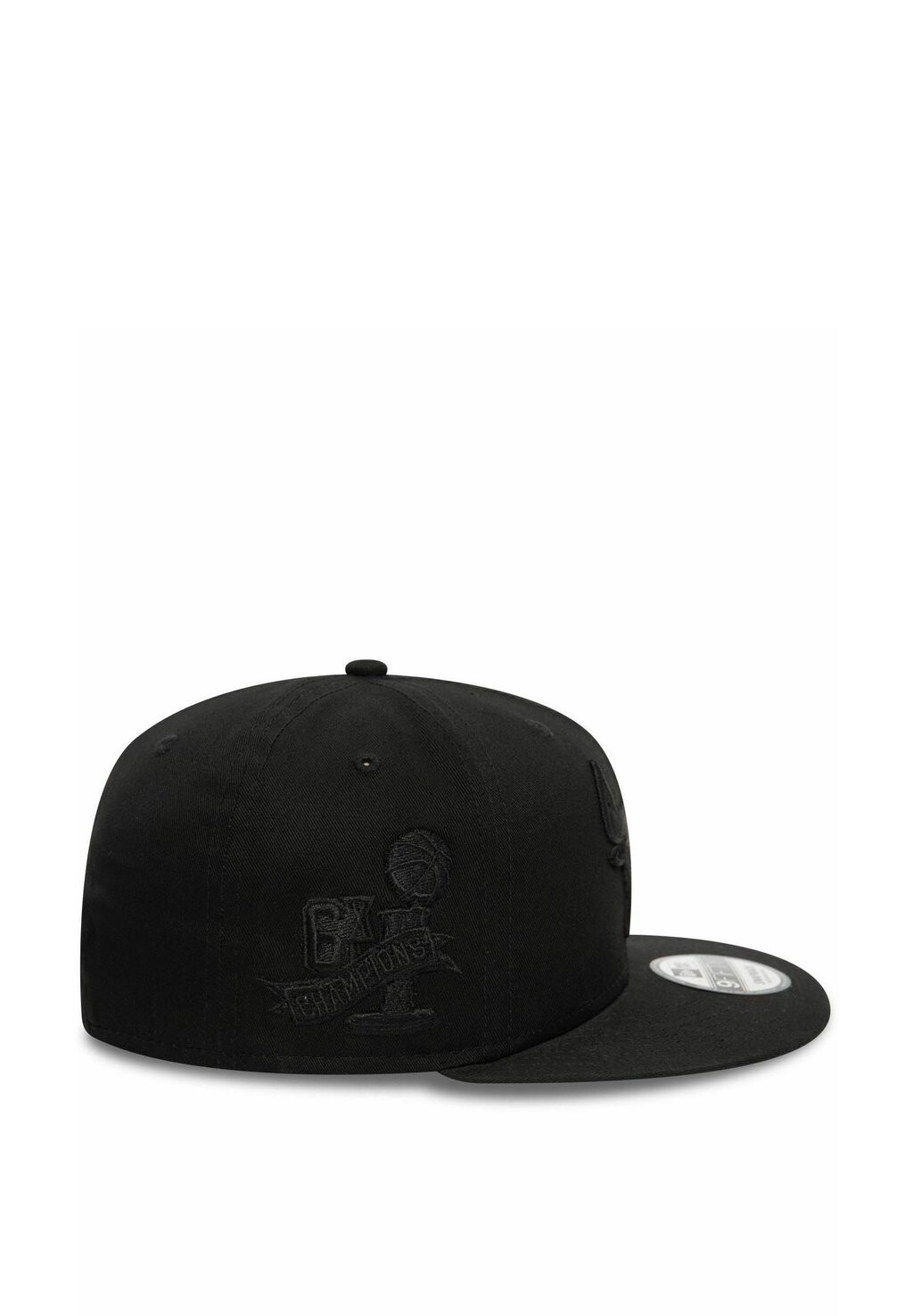 

Бейсболка TONAL CHICAGO BULLS New Era, черный