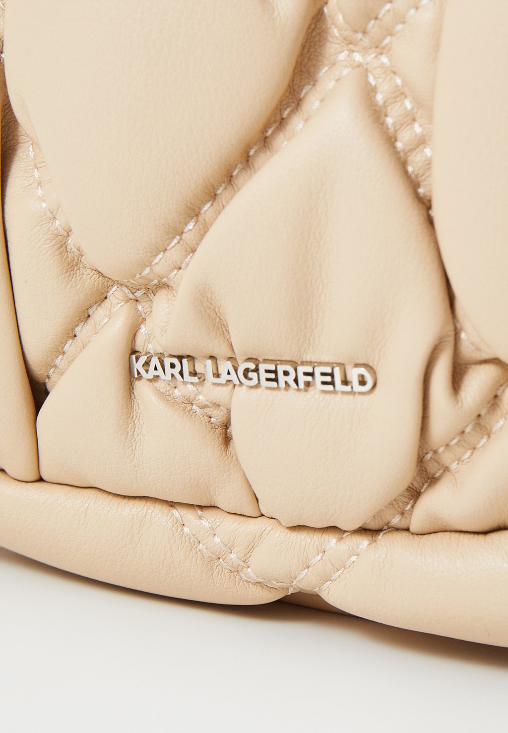 

Сумка через плечо SIGNATURE KUILT KARL LAGERFELD, бежевый