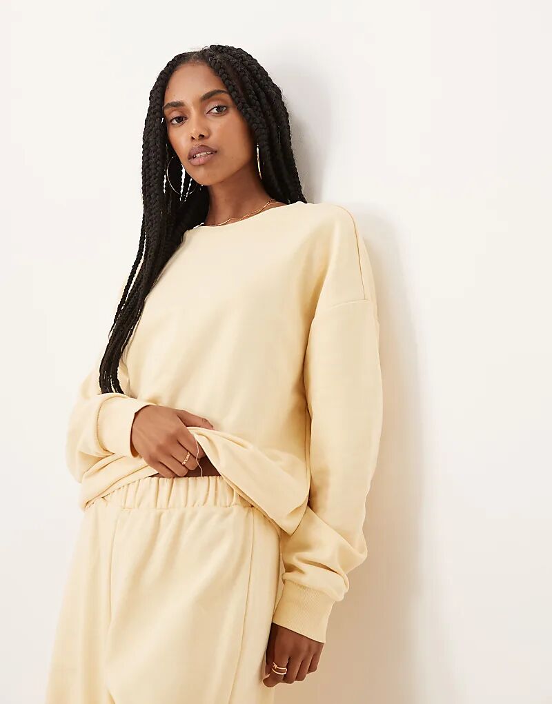 

Толстовка свободного кроя ASOS DESIGN цвета пахты