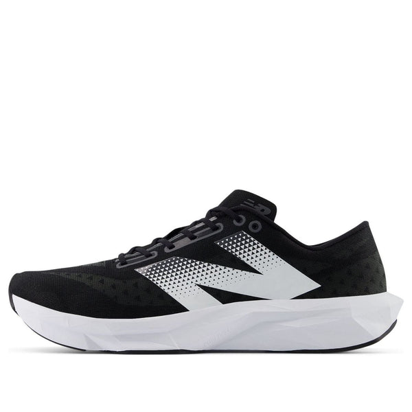 

Кроссовки fuelcell pvlse v1 New Balance, черный
