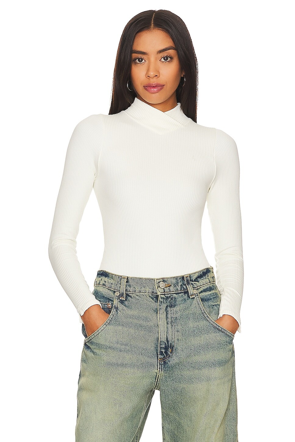 

Боди Free People x Intimately FP Xyz Recycled Turtleneck In Ivory, слоновая кость