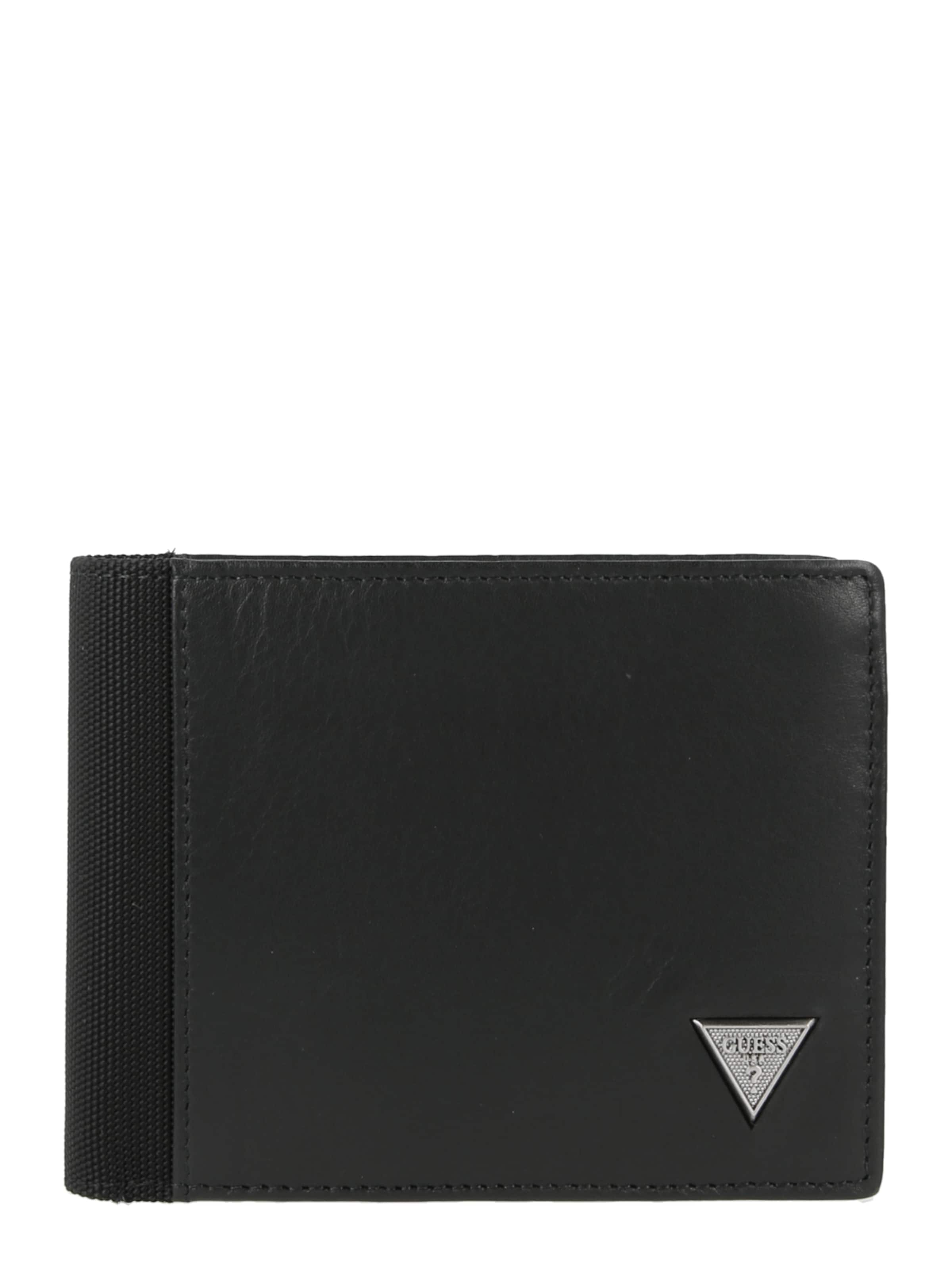 

GUESS Кошелек 'BERNA' в черном цвете