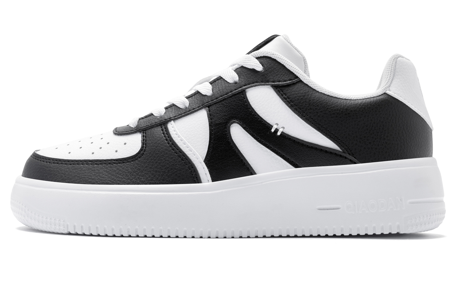 

Кроссовки QIAODAN Skateboarding Shoes Women's Low-top Black/White, черный/белый