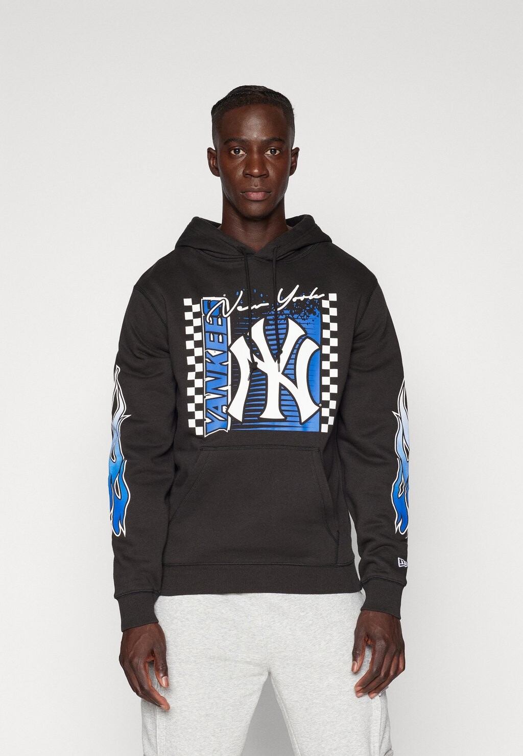 

Толстовка с символикой MLB NEW YORK YANKEES HOODED LONG SLEEVE New Era, черный