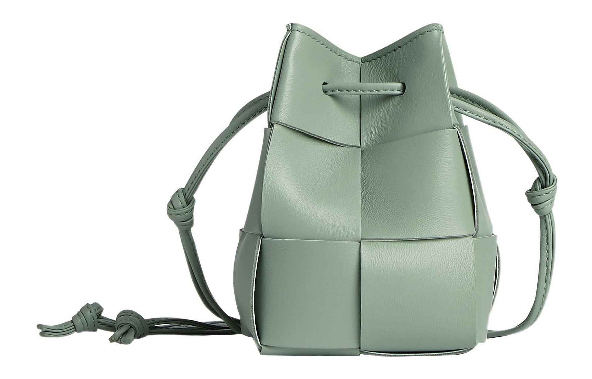 

Bottega Veneta Сумка-ведро из овчины женская шалфейного цвета