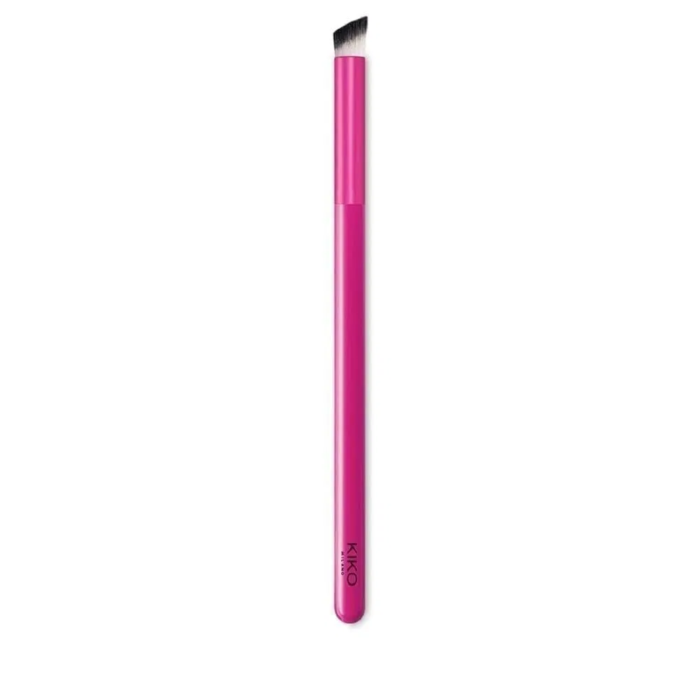 Скошенная кисть для растушевки теней «Smart Blending Brush 201» от KIKO Milano Kiko Milano