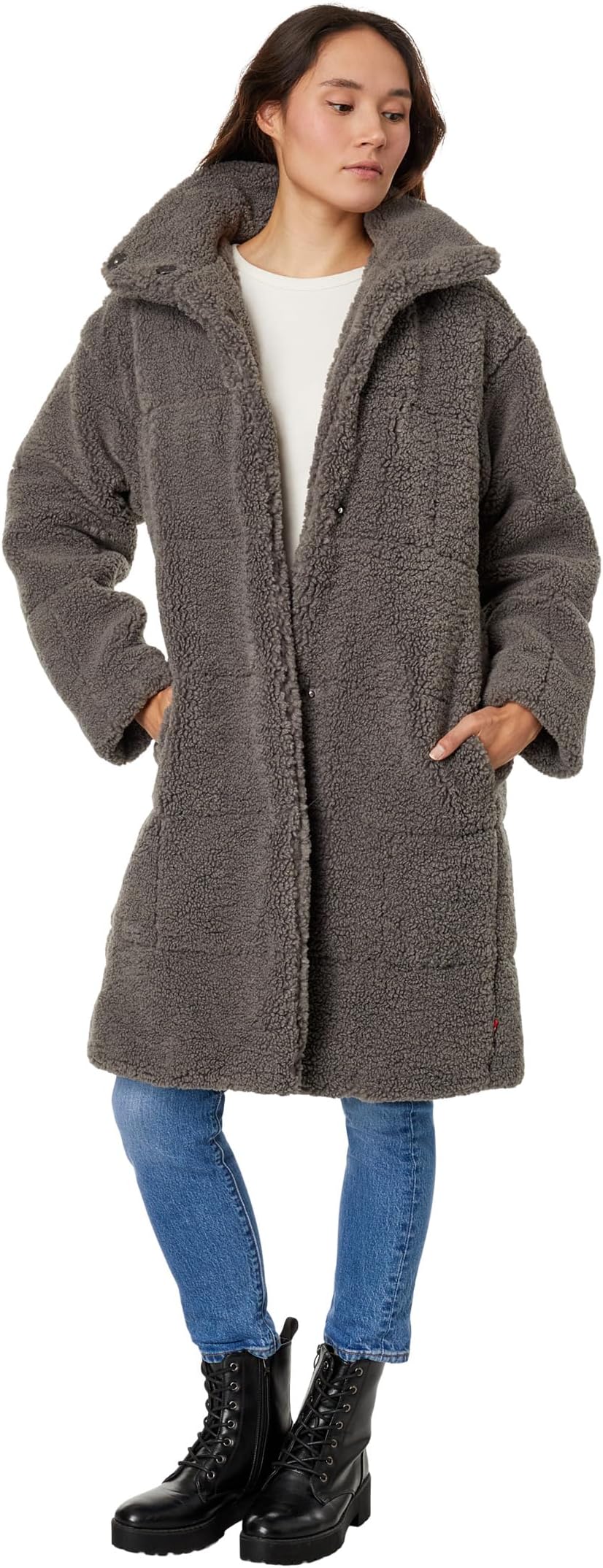 

Куртка Levi's Quilted Sherpa Full-Length Teddy, цвет Carbon Grey