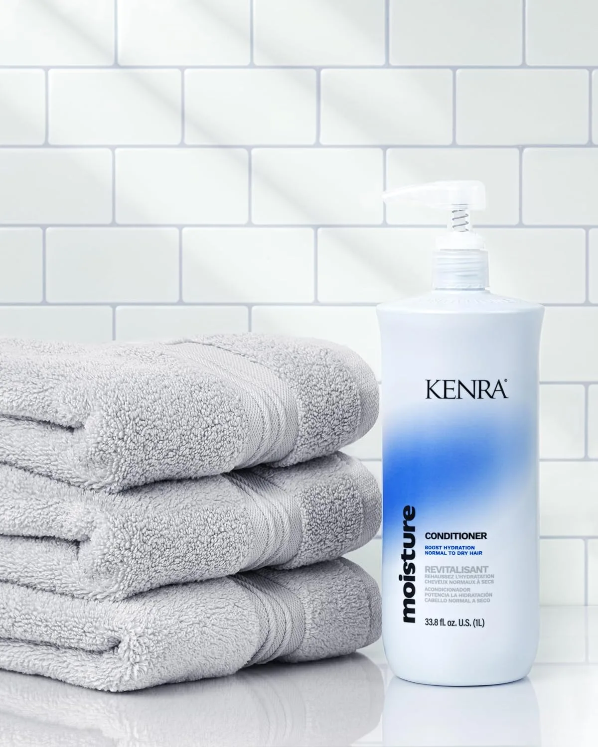 Kenra Moisture Conditioner для увлажнения, легкого расчесывания и блеска, для нормальных и сухих волос, безопасен для окрашенных 958.23 г — фото 3