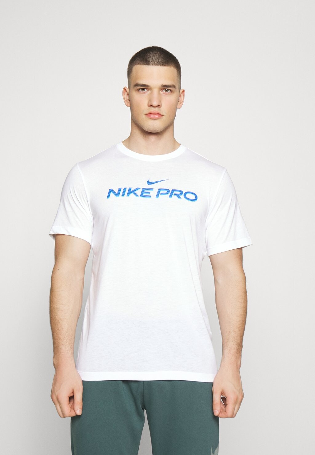 

Футболка Nike TEE PRO, цвет White, Оранжевый, Футболка Nike TEE PRO, цвет White