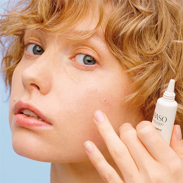 Средство против пятен с помощью цвета Waso Koshirice Tinted Spot Treatment Shiseido, цвет golden dinger — фото 4