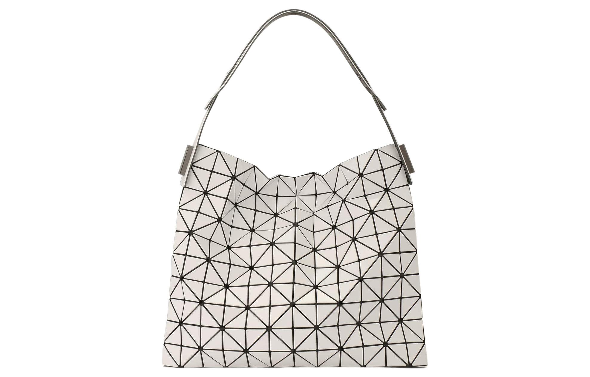 

ISSEY MIYAKE Сумка сумка-багет из виниловой смолы