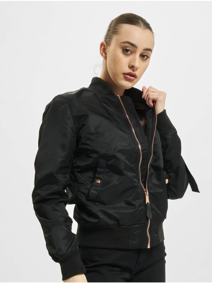 

Куртка Alpha Industries